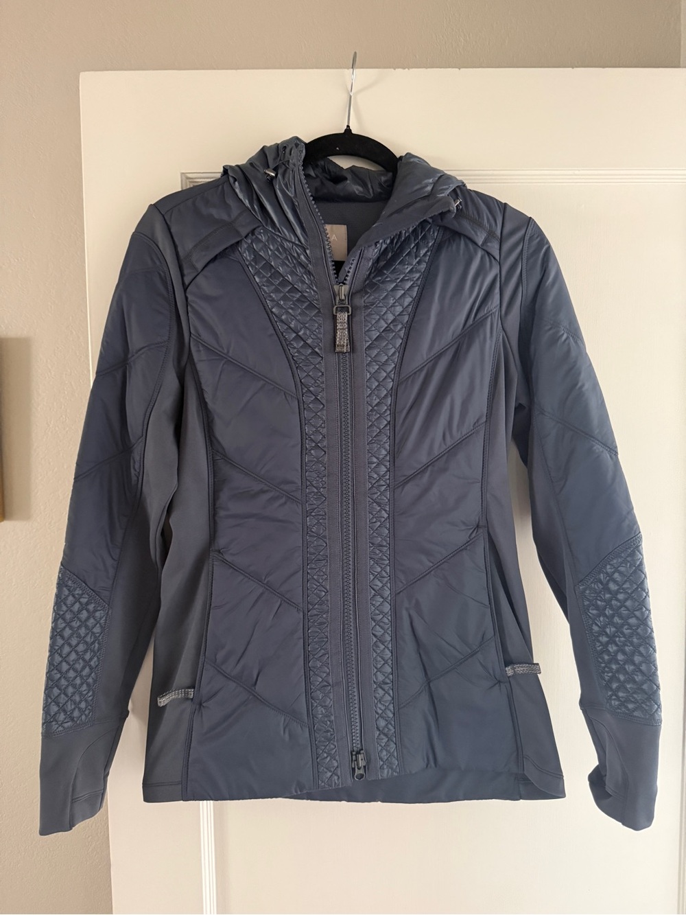Athleta Quilted Hooded Puffer Jacket in Slate Blue